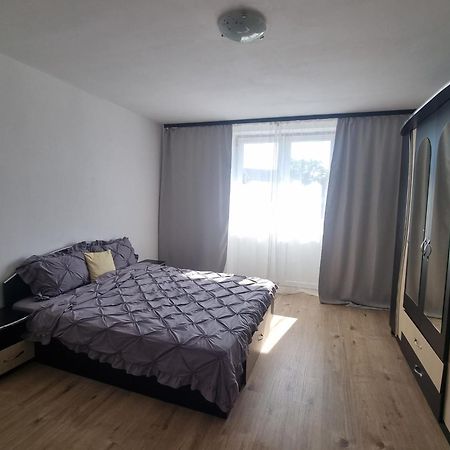 Apartament Central Piteşti Buitenkant foto