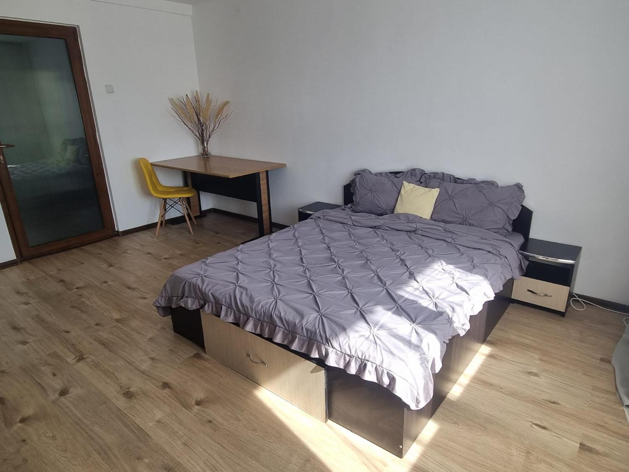 Apartament Central Piteşti Buitenkant foto